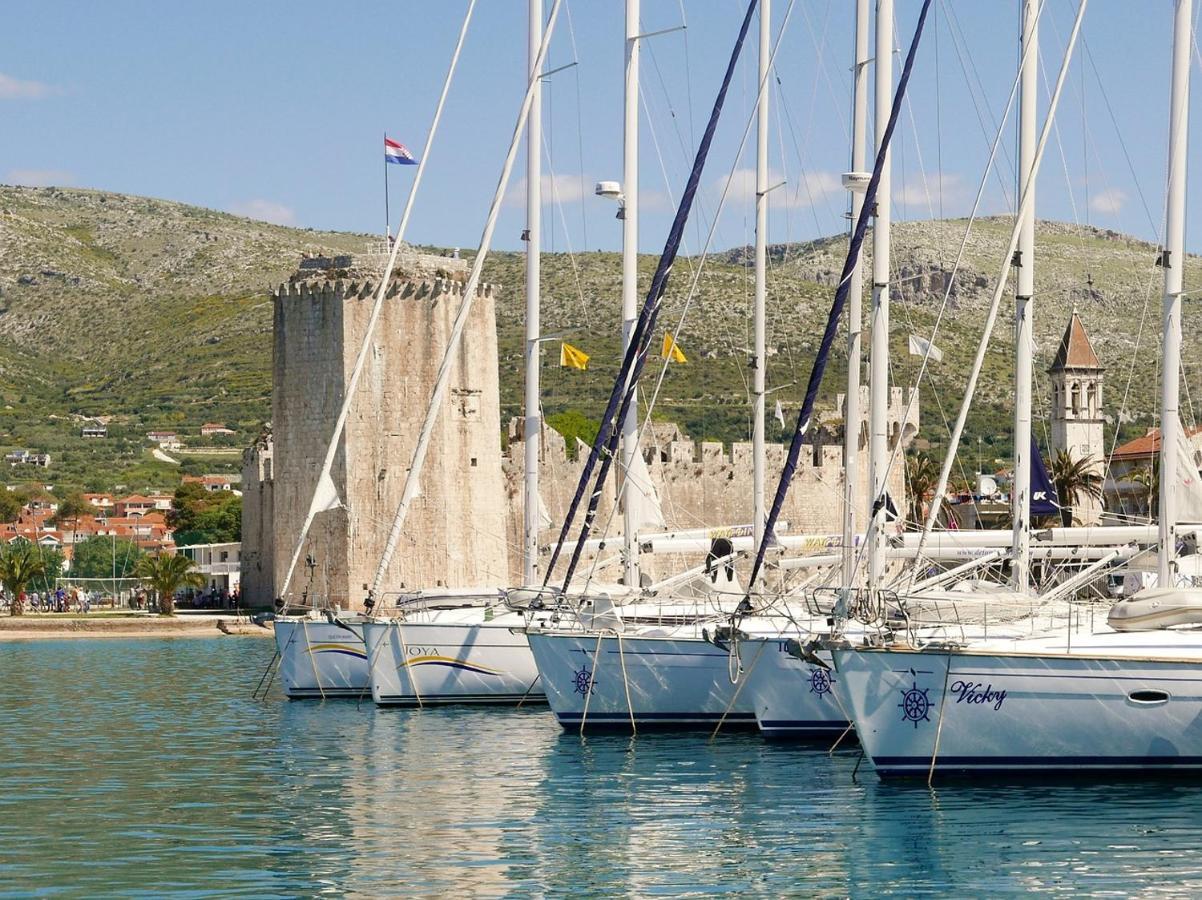 Apartments Filipo Trogir Eksteriør billede